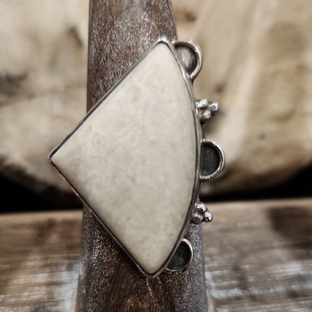Unique River stone ring set in sterling silver
